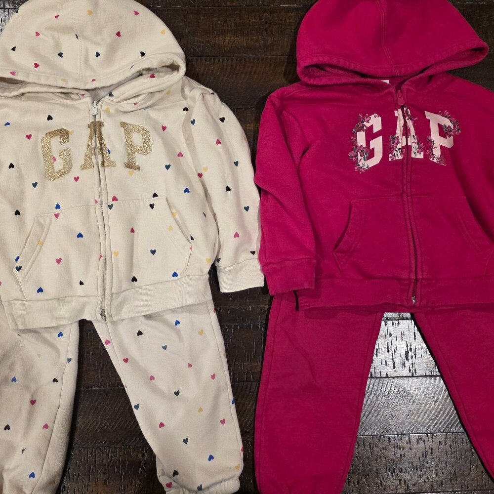 Gap Factory Toddler Sweatsuit Bundle Size 4